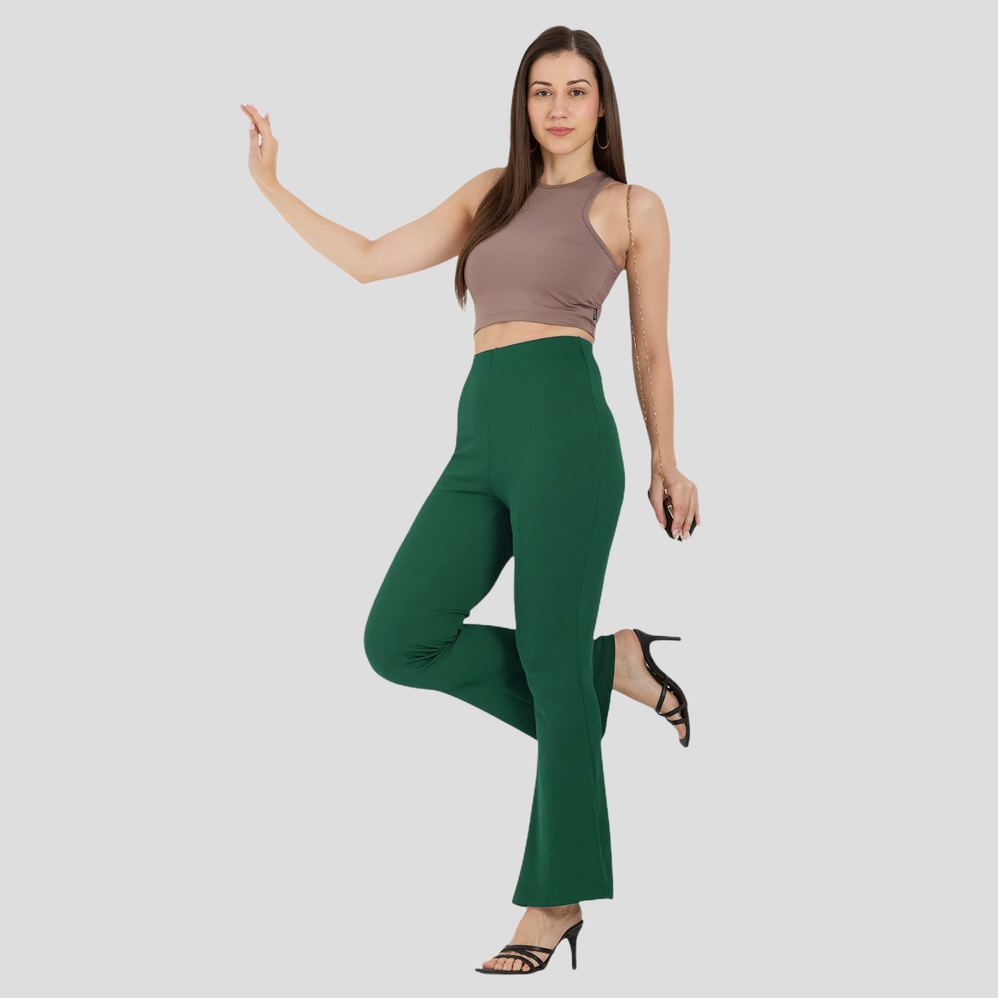 Cefalu Women Green Flared Pants