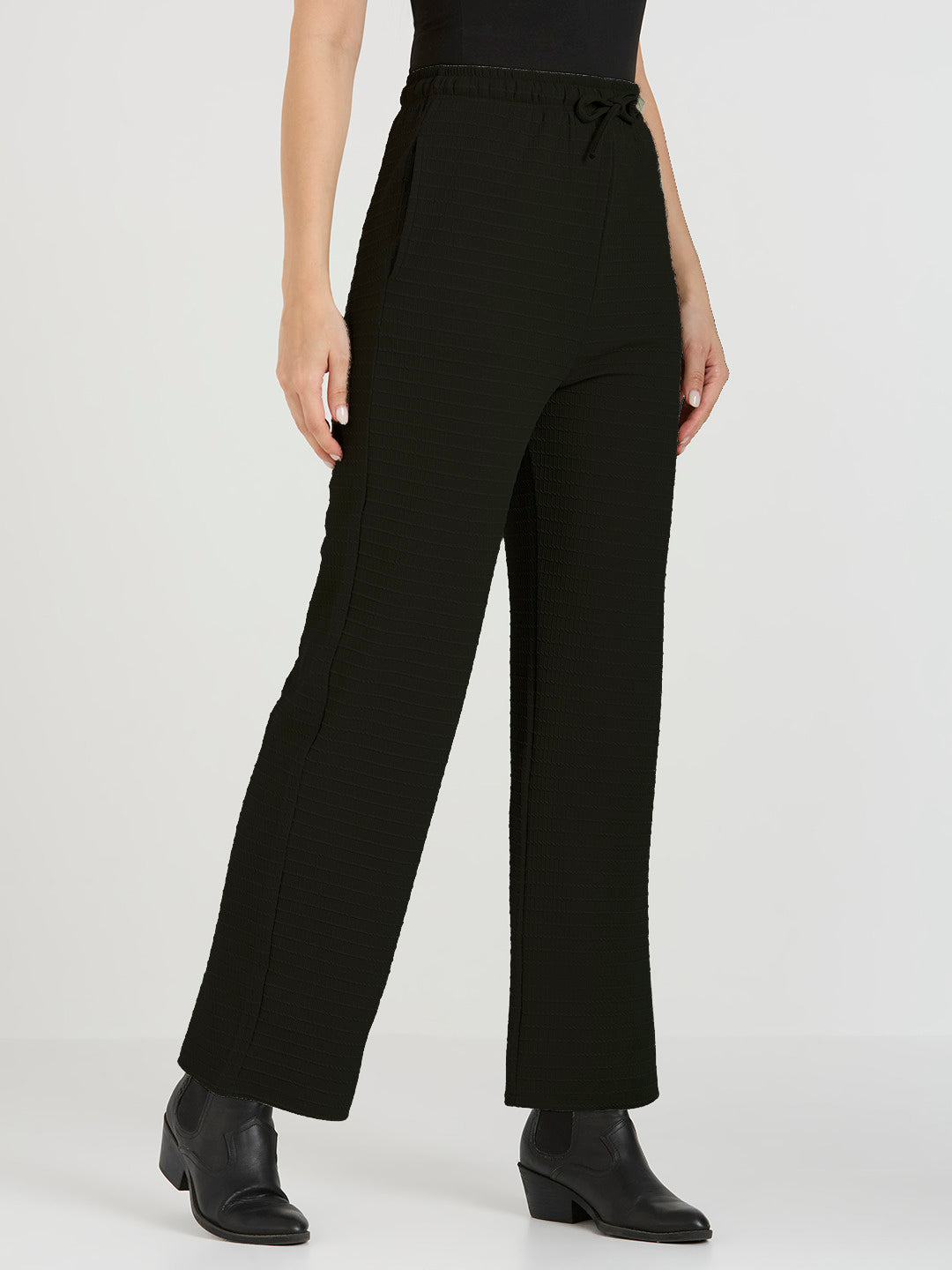 Cefalu Women Black Straight Fit Trouser