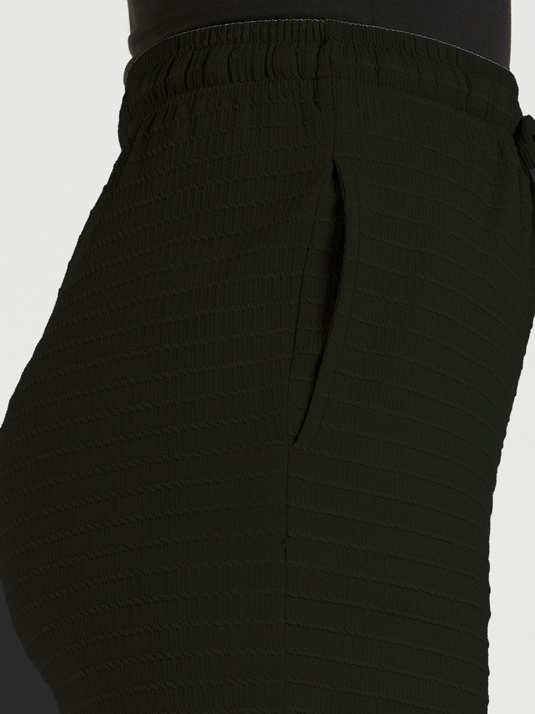 Cefalu Women Black Straight Fit Trouser