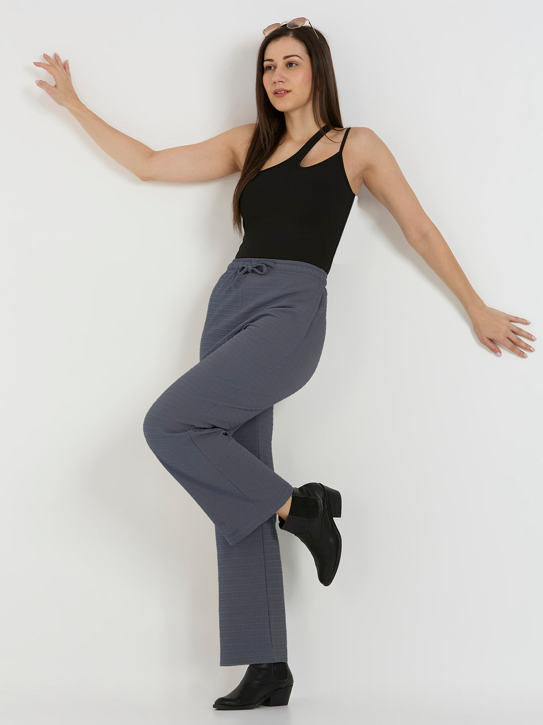 Cefalu Women Dark Grey Straight Fit Trouser