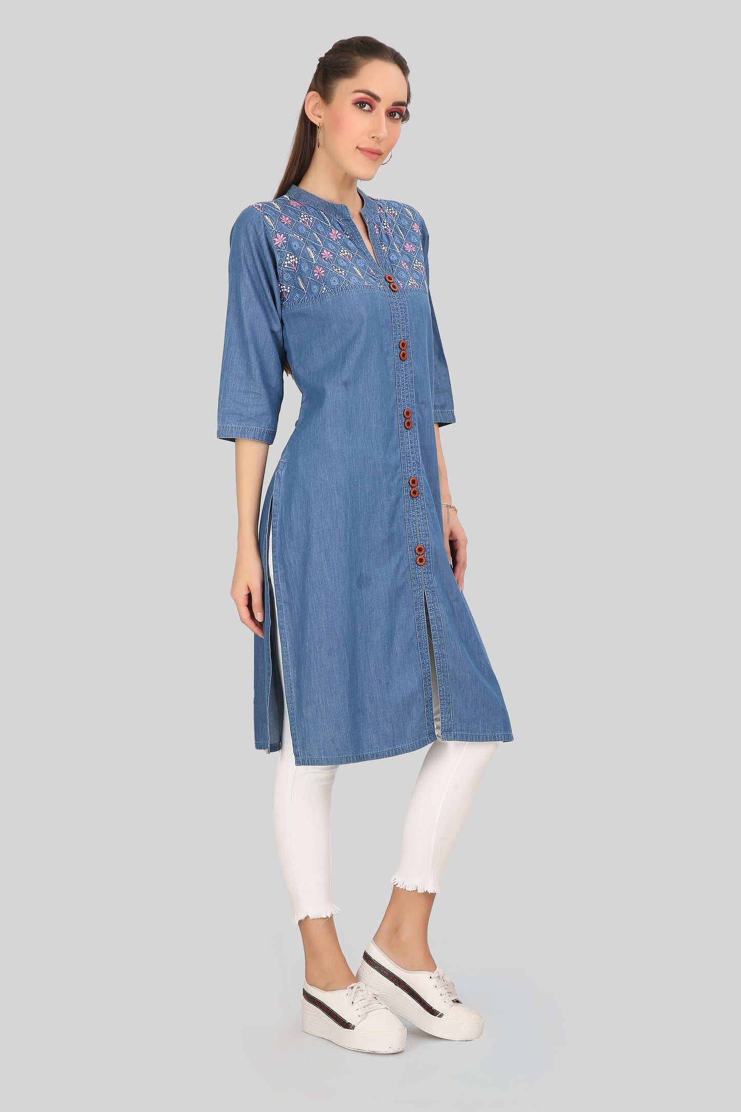 Mandarin Neck of Cefalu Women’s Blue Denim Kurti – Elegant and Stylish Design”