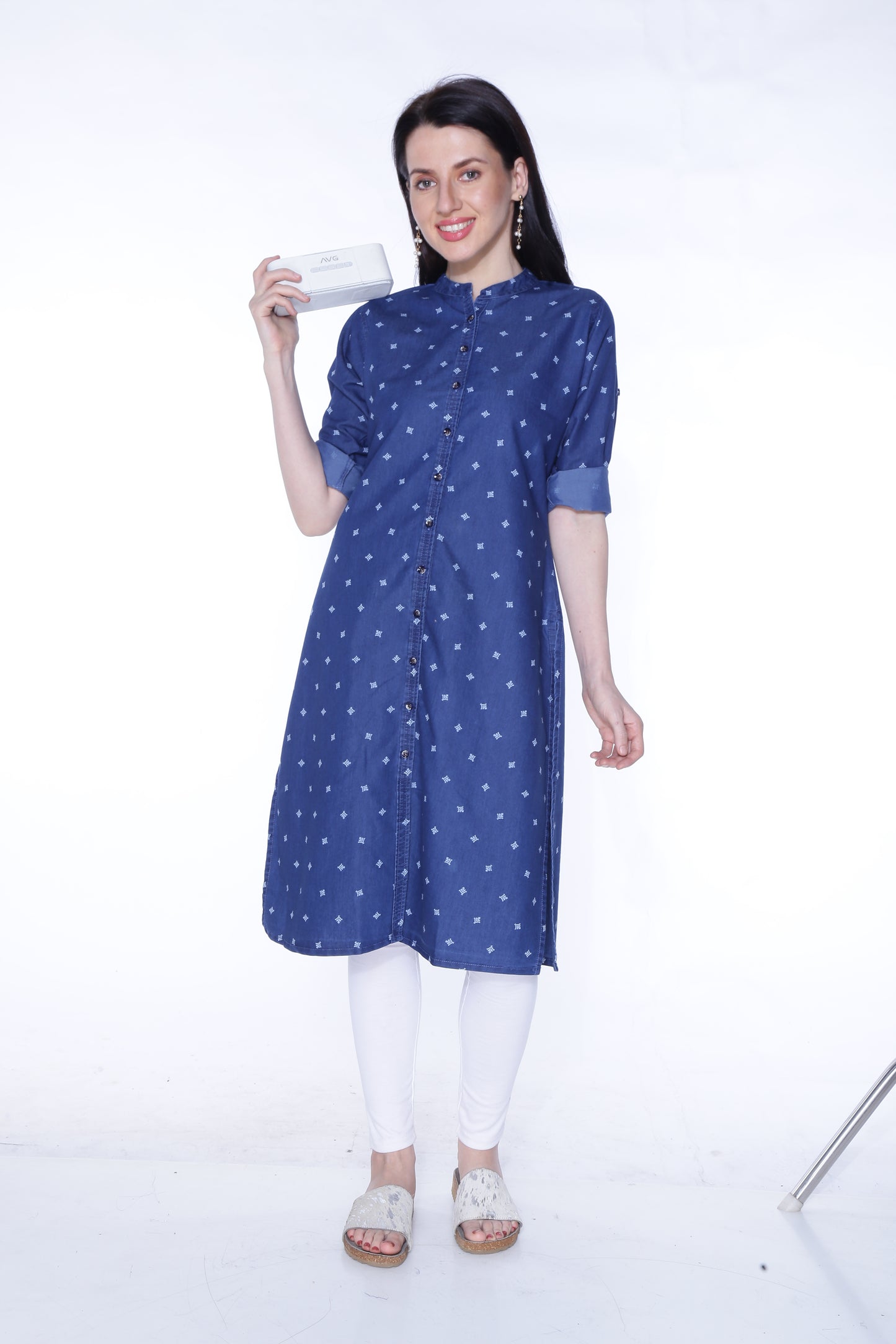 Full model view of Cefalu®️ Women's Blue Printed Denim Kurti, styled to illustrate its casual and versatile look.