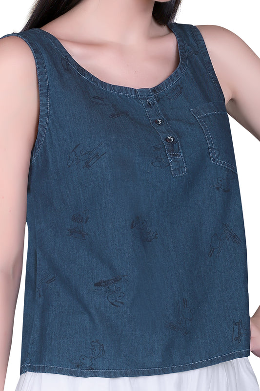 Close-up of animal print on Cefalu Women’s Blue Denim Crop Top highlighting the intricate design.
