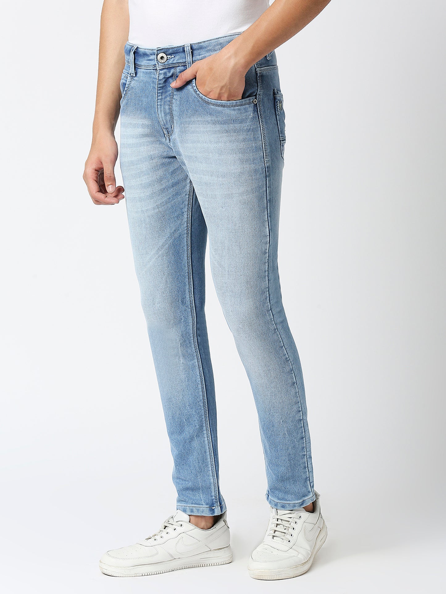 TCI Men's Light Blue Slim Fit Stretchable Cotton knits Jeans with Whisker Details