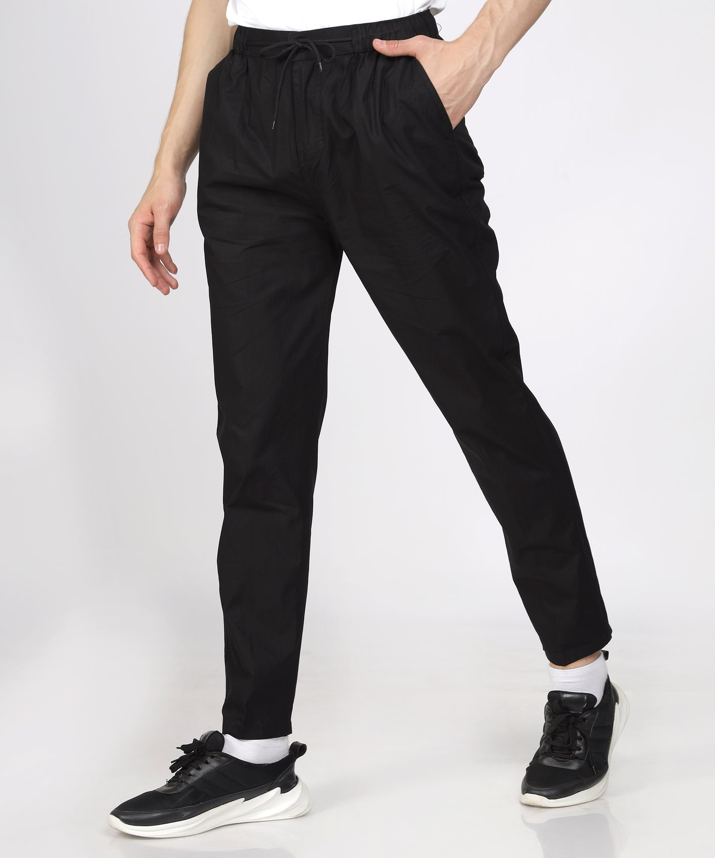 Side pocket detail on TCI Men’s Black Comfort Fit Cotton Trouser.