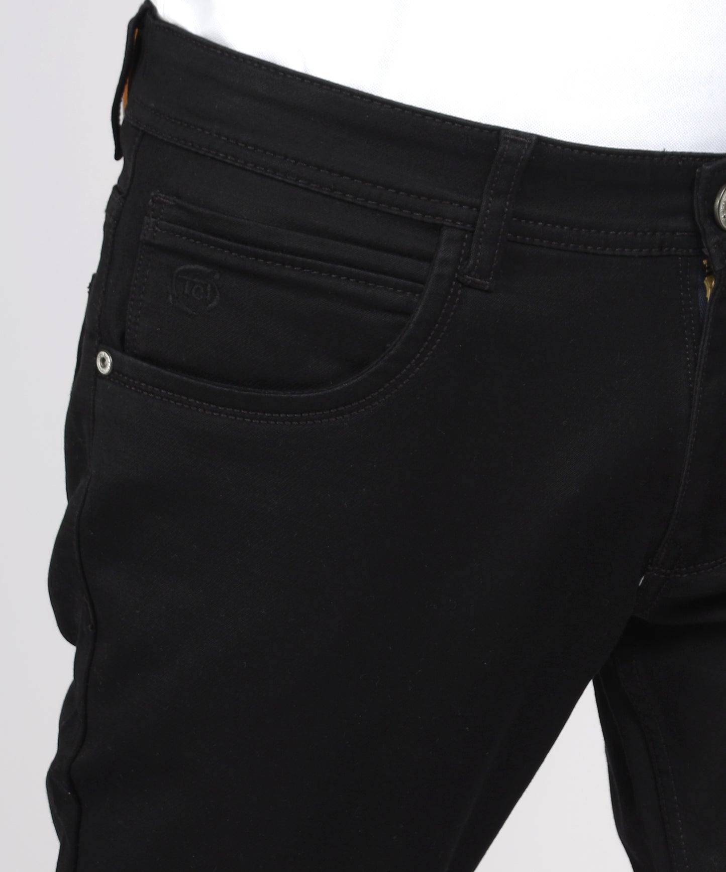 Detail of the premium cotton knitt sulphar fabric of TCI trousers.