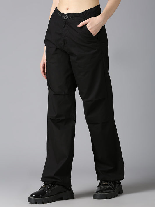 Cefalu Women Black Parachute Pants