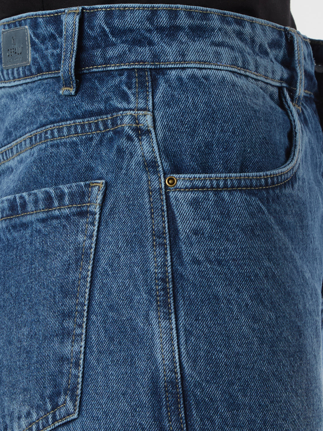 Cefalu Boyfriend Fit Jeans triple-button