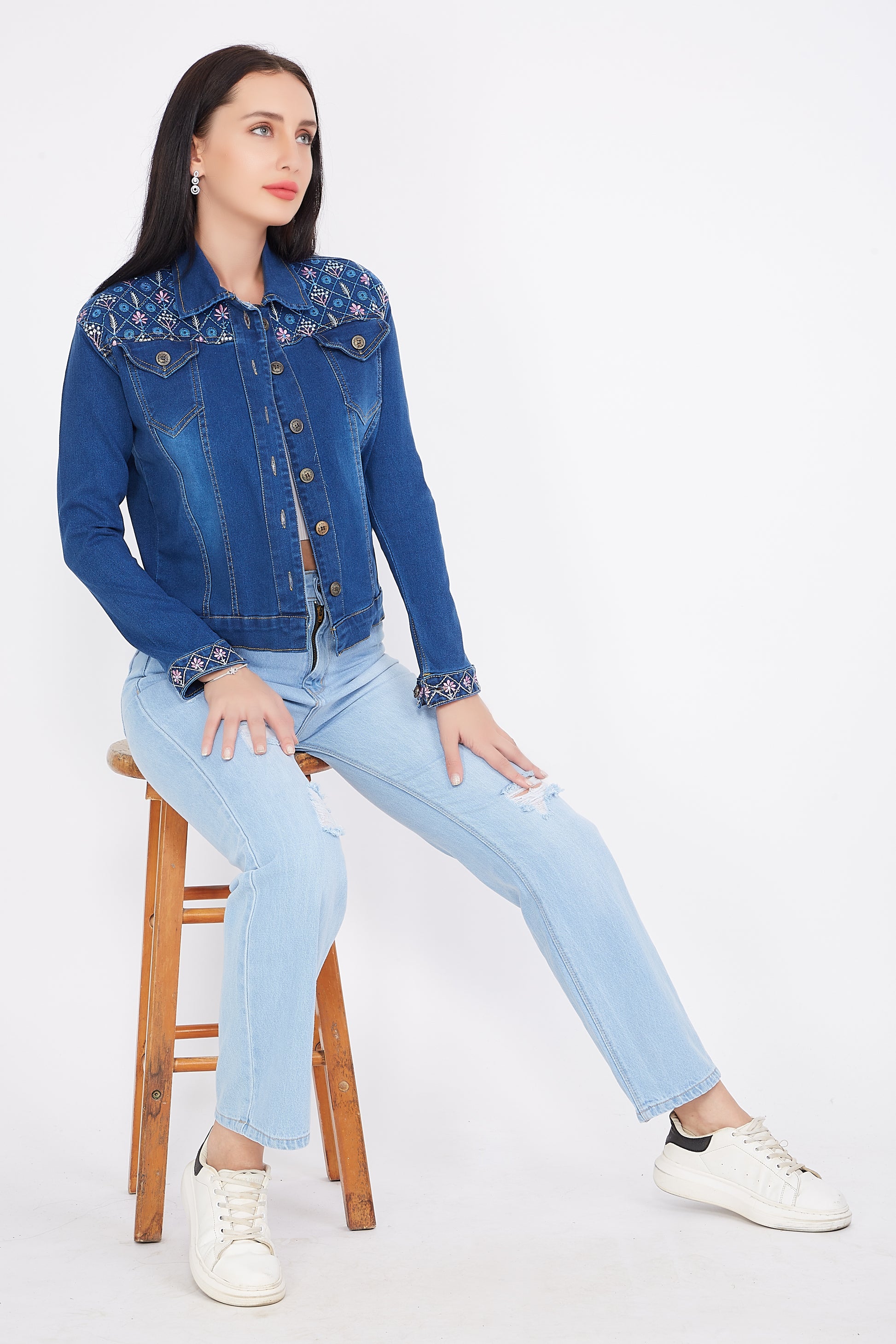 Full-length view of a model wearing Cefalu®️ Women’s Embroidered Blue Denim Jacket, demonstrating its stylish fit and embroidered accents.