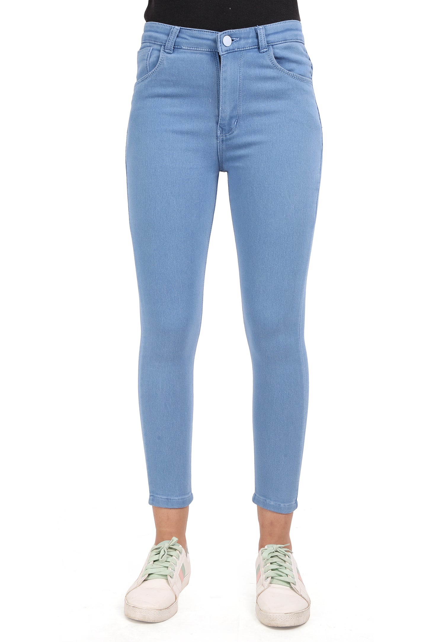 Front view of Cefalu®️ Women’s Light Blue Skinny Jeans, showing the clean mid-rise waist and skinny fit that flatters the silhouette.