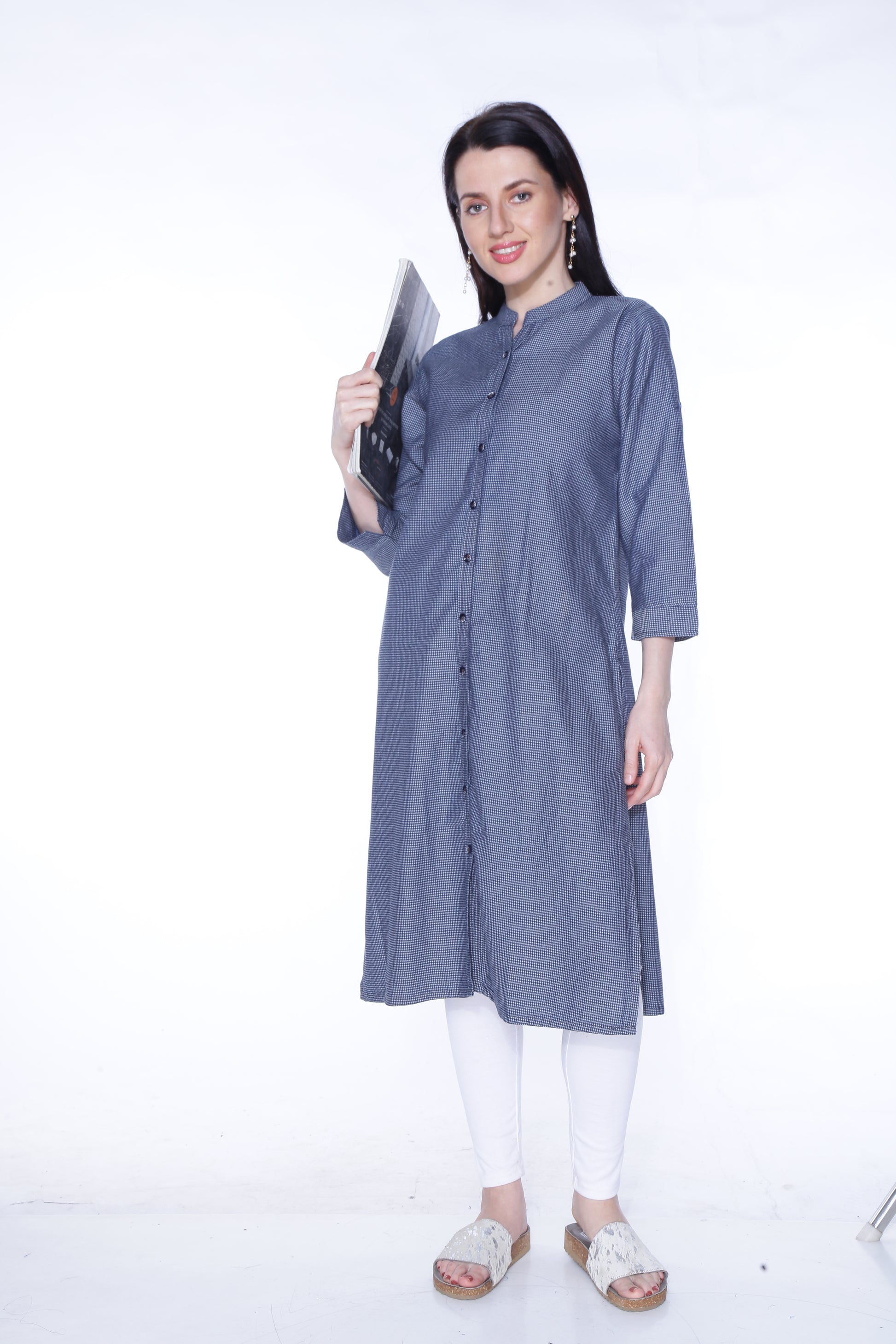 Full model view of Cefalu®️ Women's Blue Printed Denim Kurti, styled to display its elegant knee-length and comfortable design.