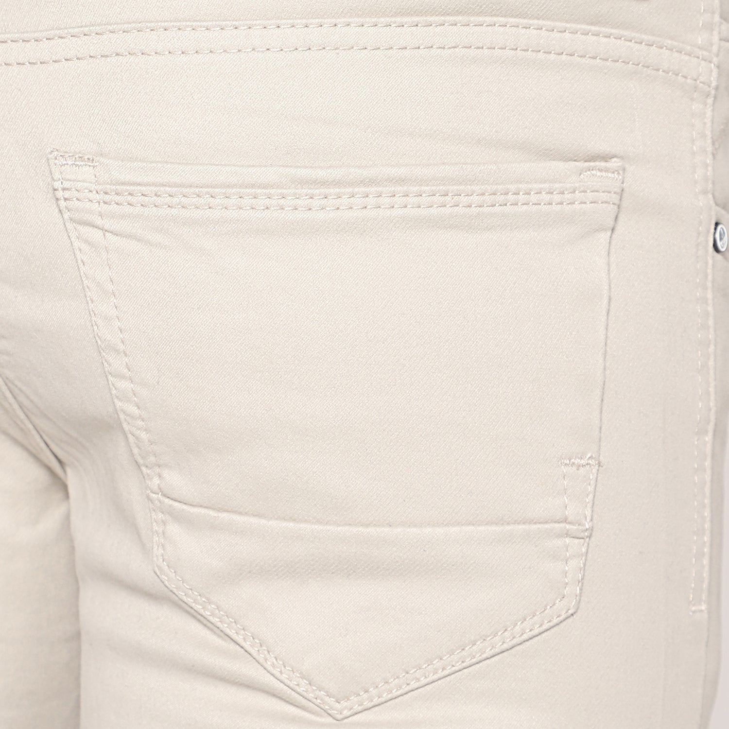 Close-Up of TCI Men's Ouster Cream Stretchable Knit Cotton Jeans Fabric