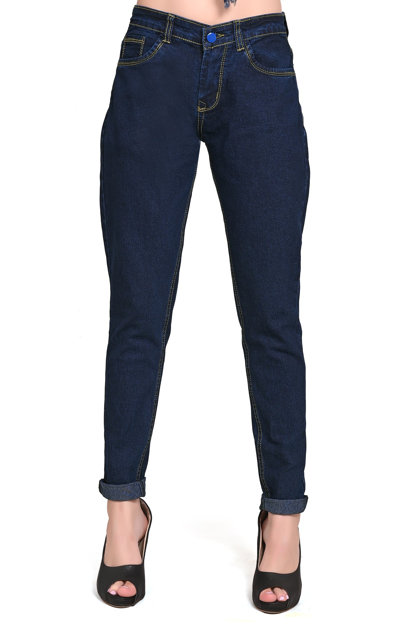 Front view of Cefalu®️ Women’s Green Denim Jeans, highlighting the slim fit and four pockets.