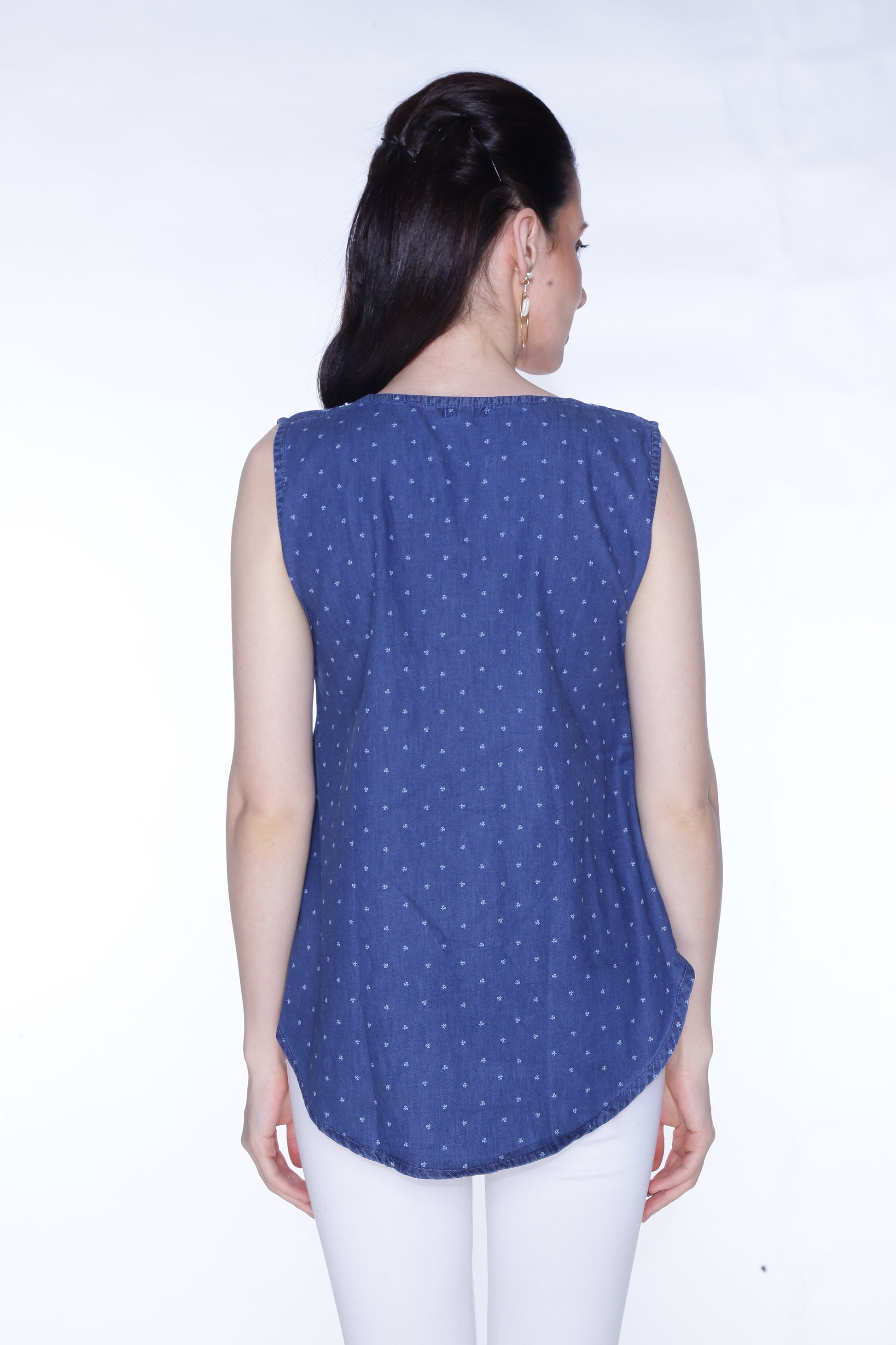 Cefalu®️ Women’s Sleeveless Dark Blue Denim Top – Back View Showing Hip Length