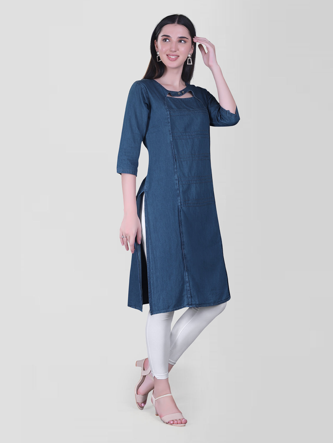 Cefalu®️ Women Solid Blue Kurta