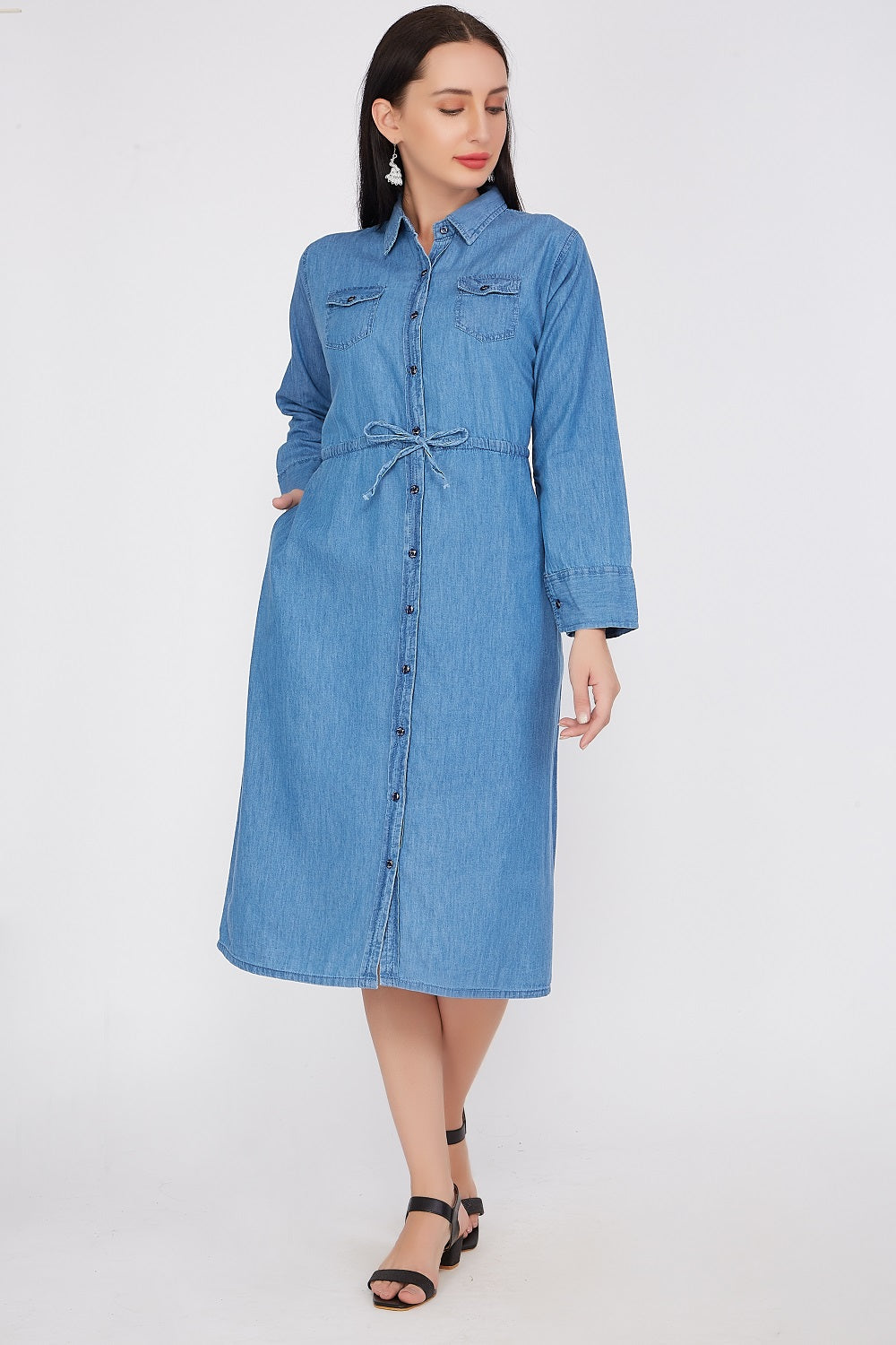 Front view of Cefalu®️ Women’s Blue Shirt Dress, showcasing the long denim design, below-knee length, and full sleeves.